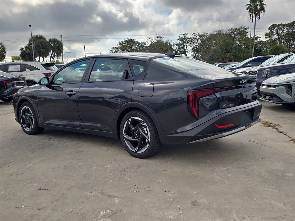 2025 Kia K4 EX