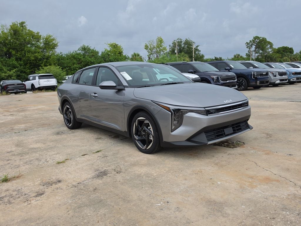 2026 Kia K4 EX