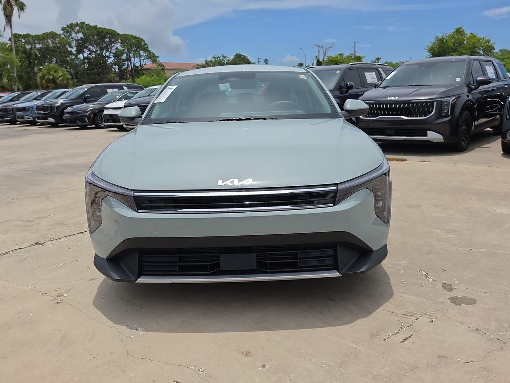 2026 Kia K4 EX
