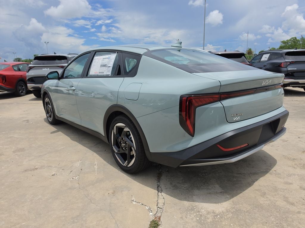 2026 Kia K4 EX