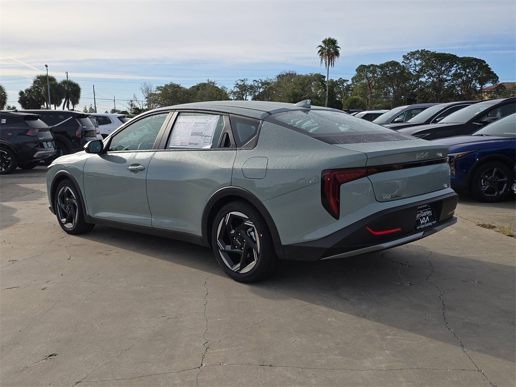 2025 Kia K4 EX