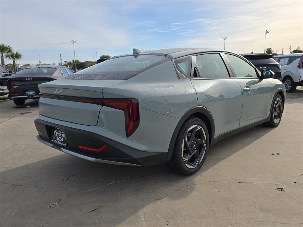2025 Kia K4 EX