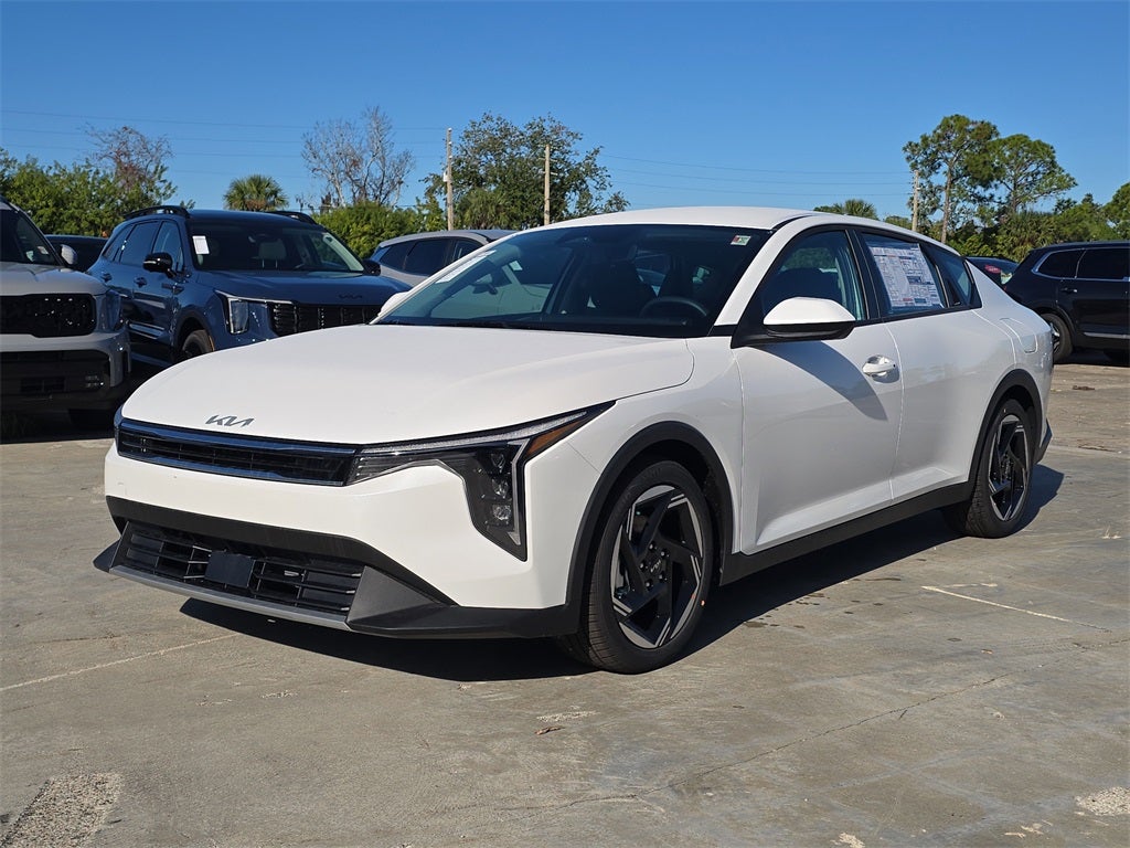 2025 Kia K4 EX
