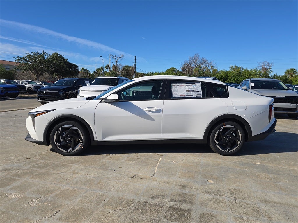 2025 Kia K4 EX