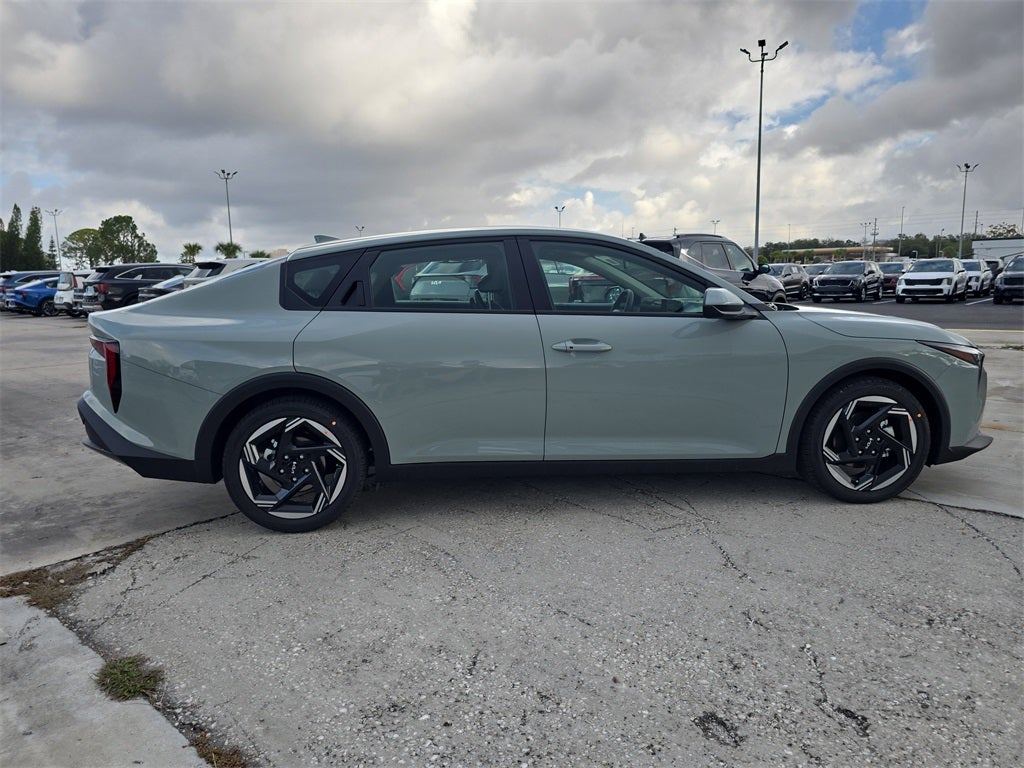 2025 Kia K4 EX