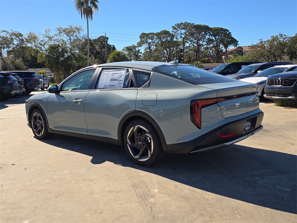 2026 Kia K4 EX