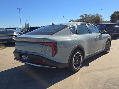2026 Kia K4 EX