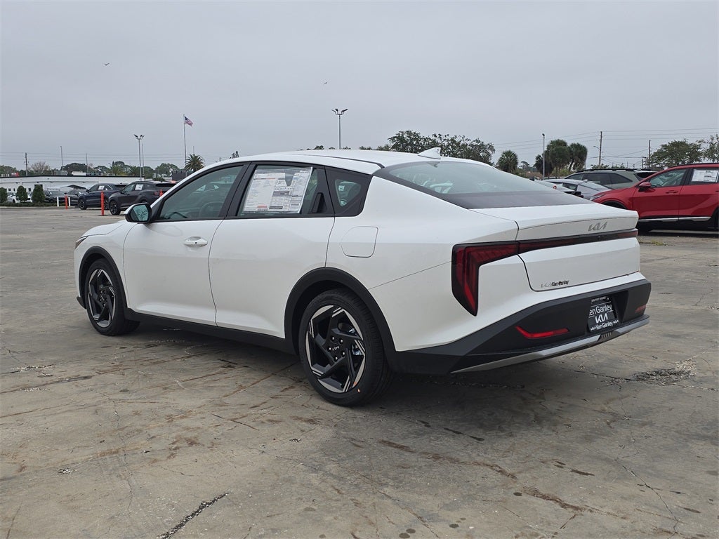 2025 Kia K4 EX