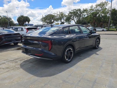 2026 Kia K4 EX