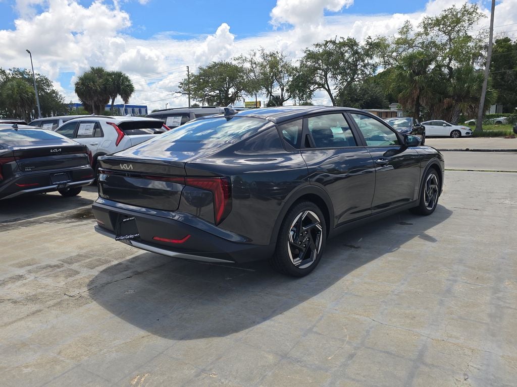2026 Kia K4 EX
