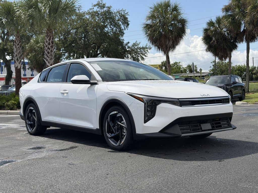 2026 Kia K4 EX