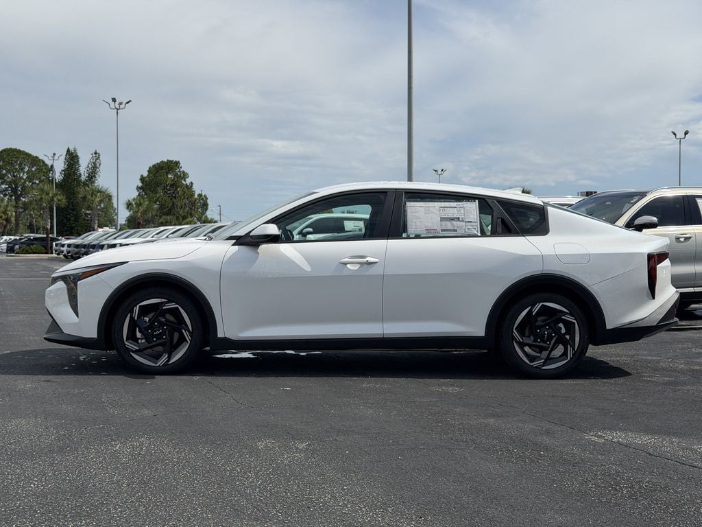 2026 Kia K4 EX