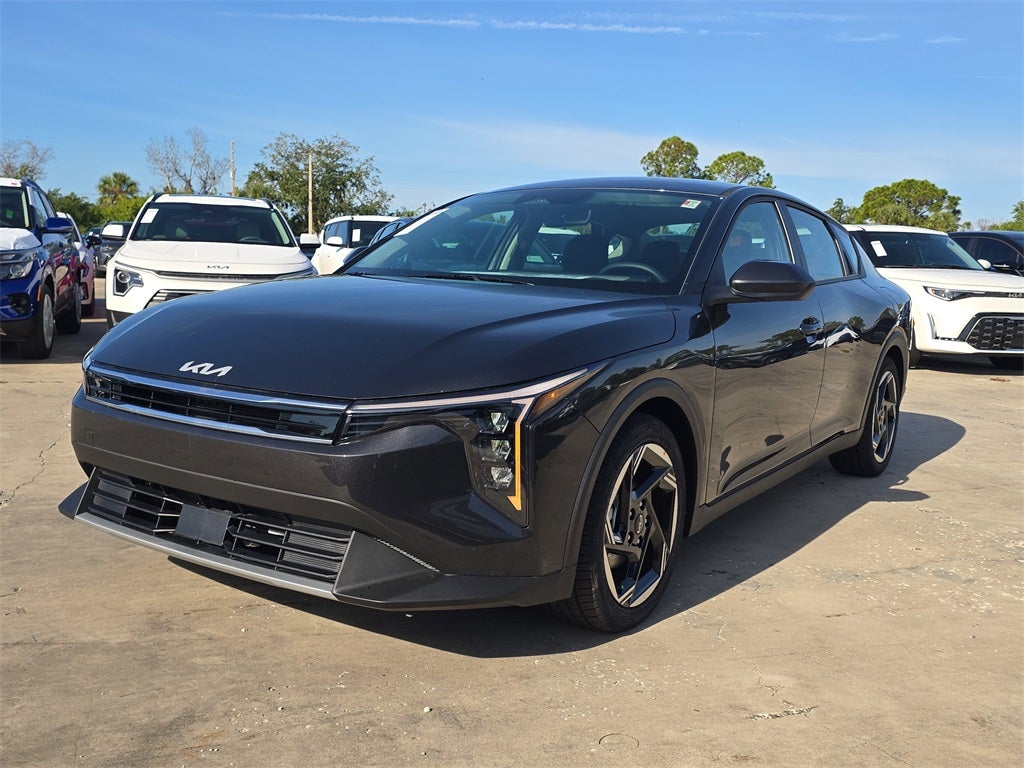 2025 Kia K4 EX