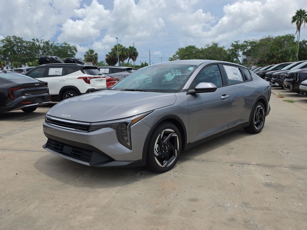 2026 Kia K4 EX