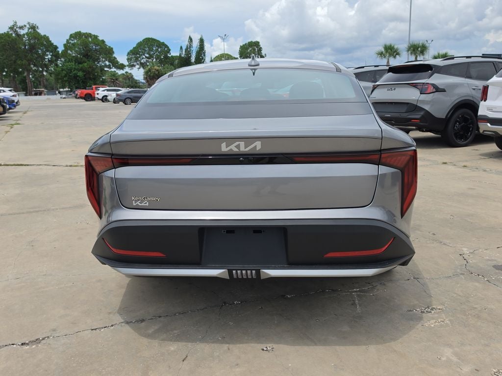 2026 Kia K4 EX