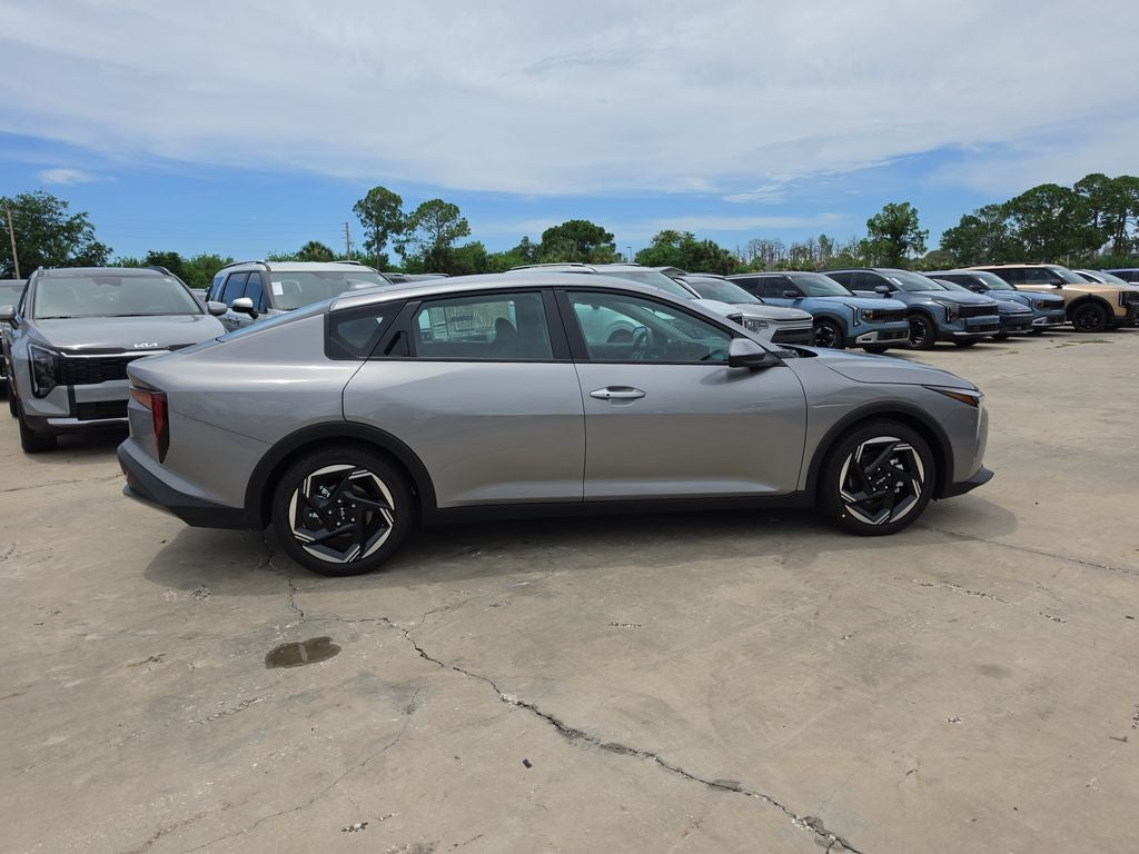 2026 Kia K4 EX