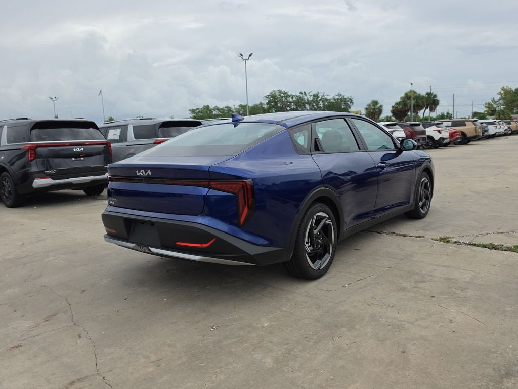 2026 Kia K4 EX