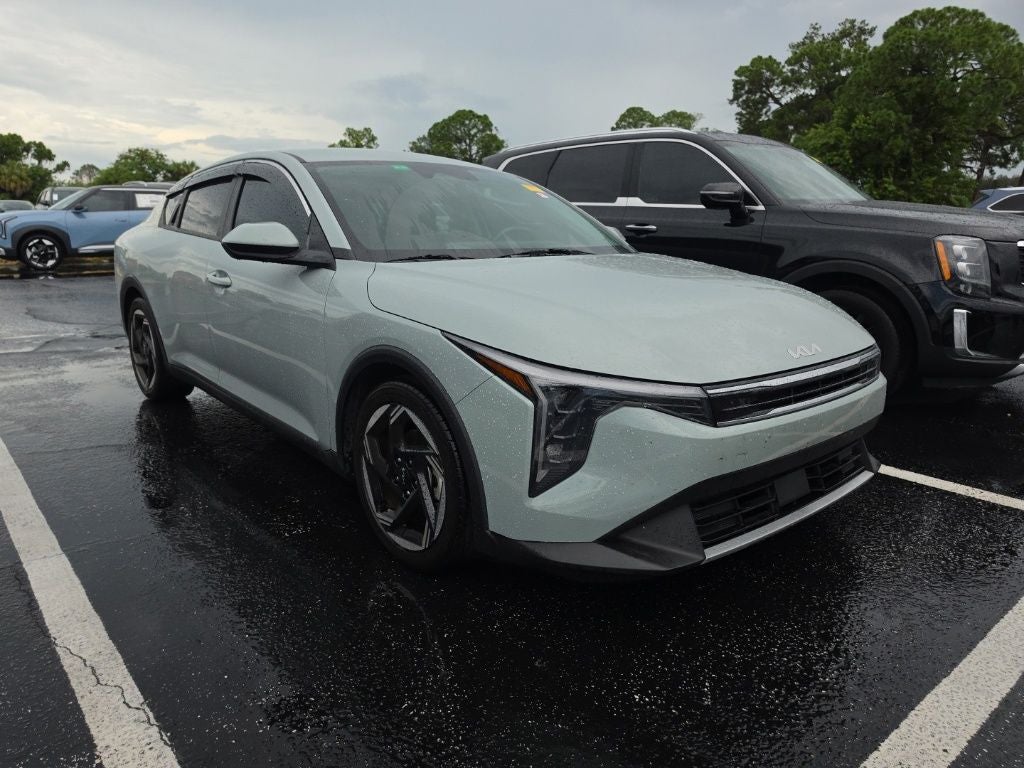 2025 Kia K4 EX