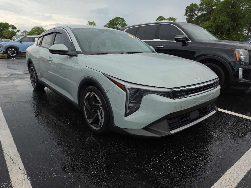 2025 Kia K4 EX