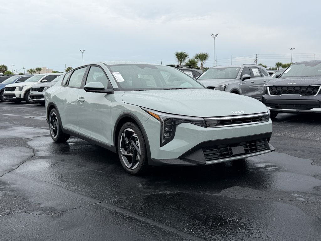 2026 Kia K4 EX