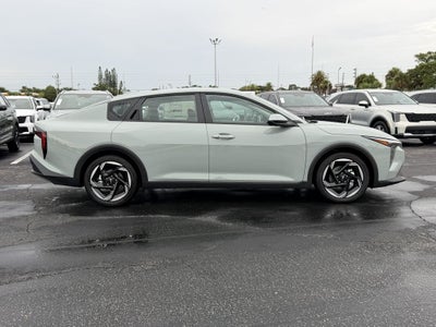 2026 Kia K4 EX
