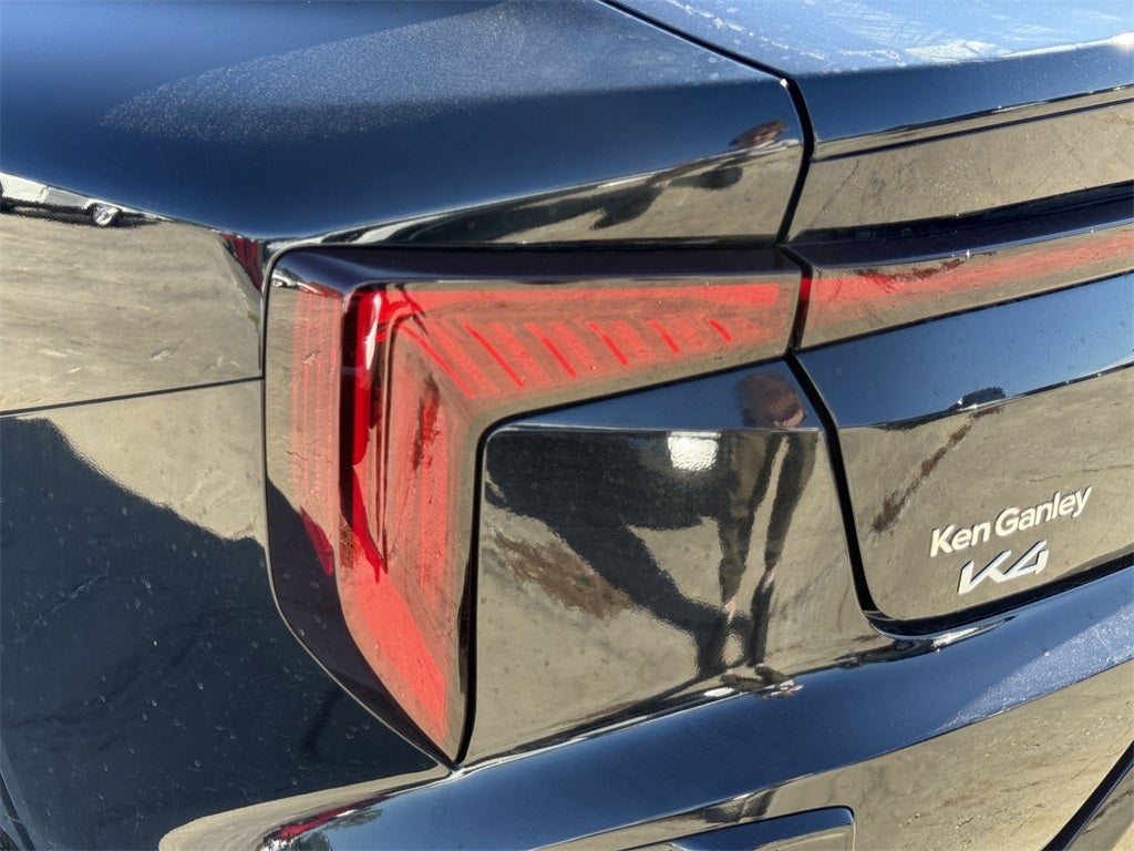 2025 Kia K4 GT-Line Turbo