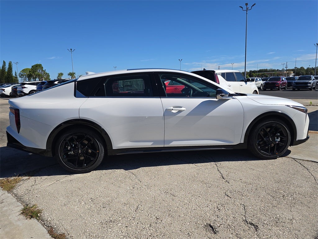 2025 Kia K4 GT-Line Turbo