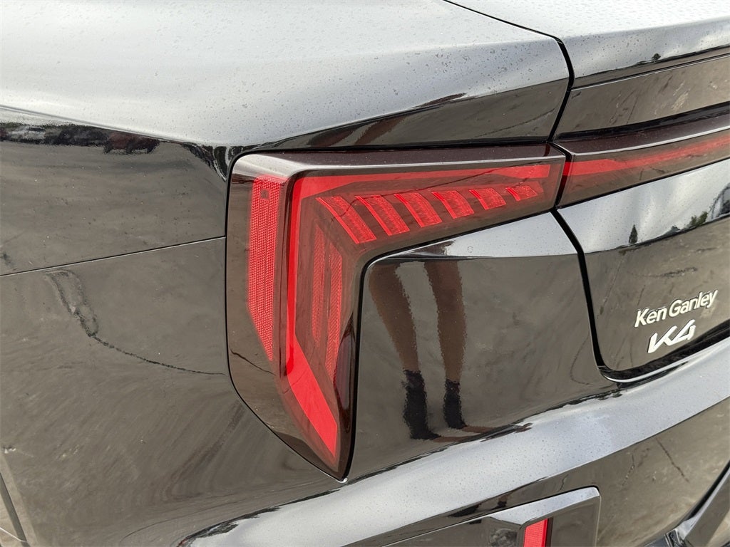 2025 Kia K4 GT-Line Turbo