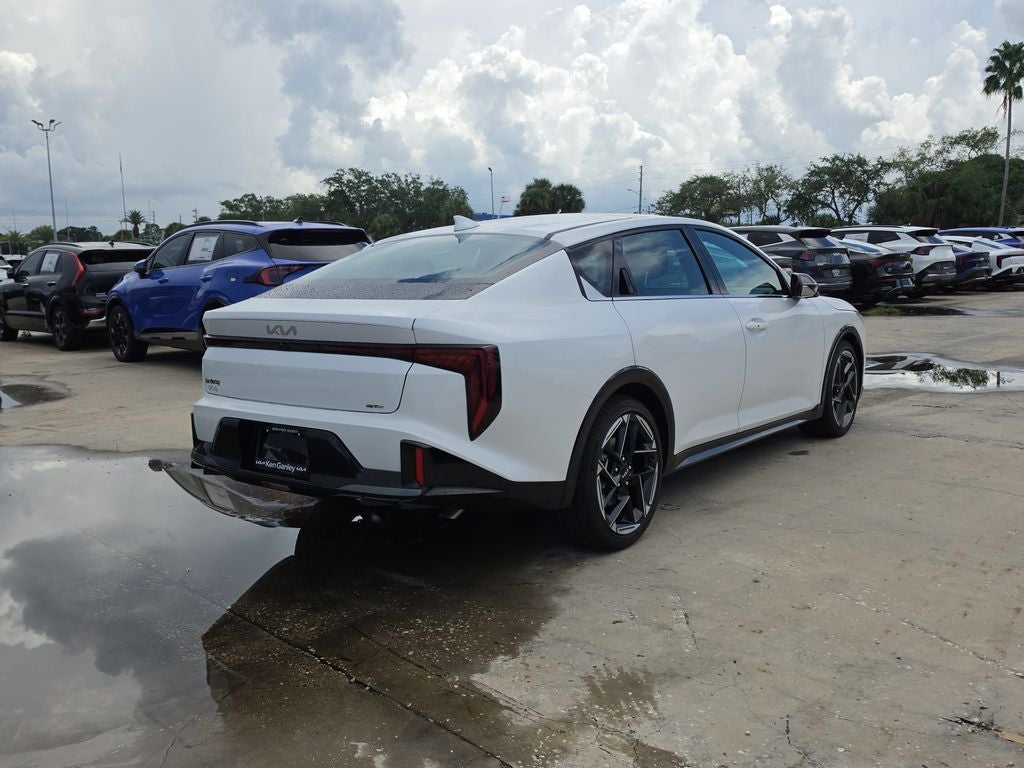 2026 Kia K4 GT-Line