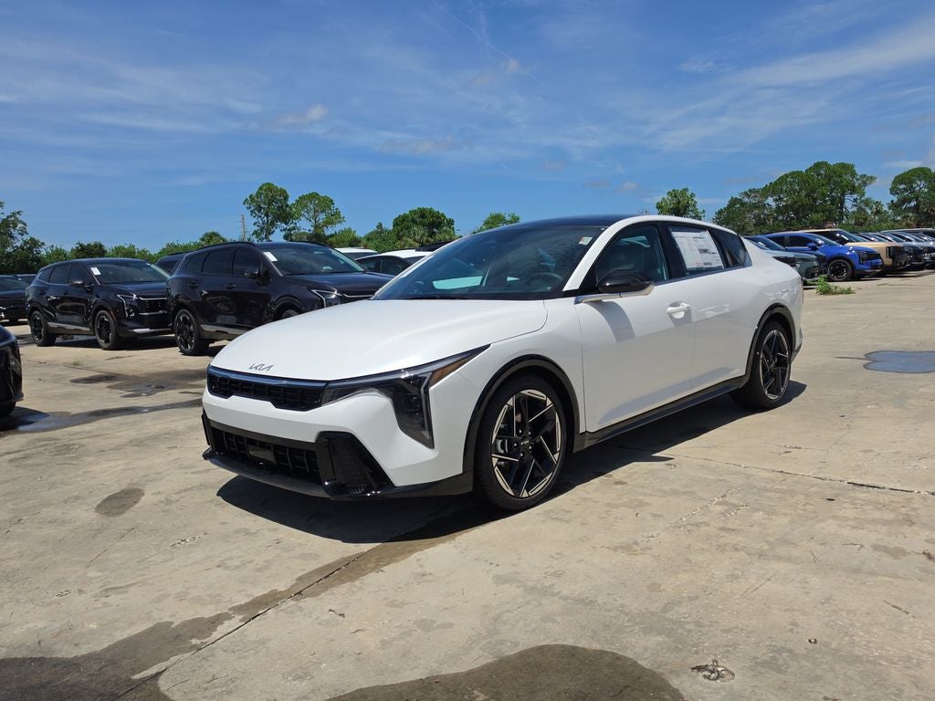 2026 Kia K4 GT-Line