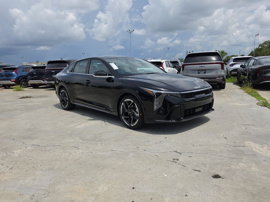 2026 Kia K4 GT-Line