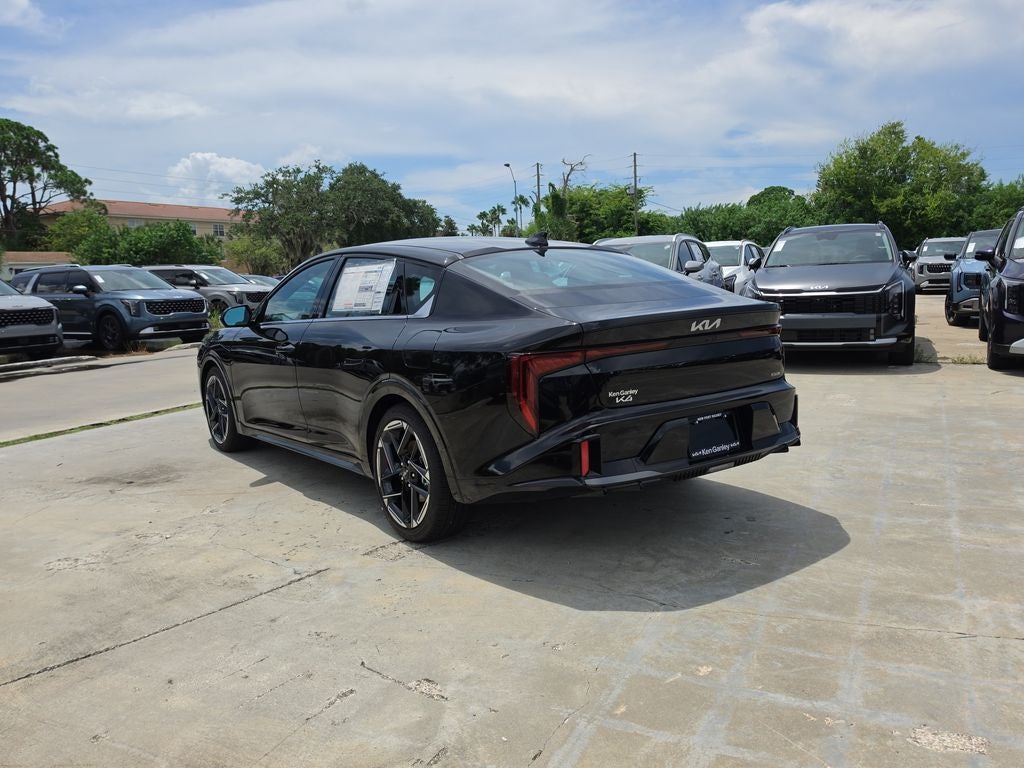 2026 Kia K4 GT-Line