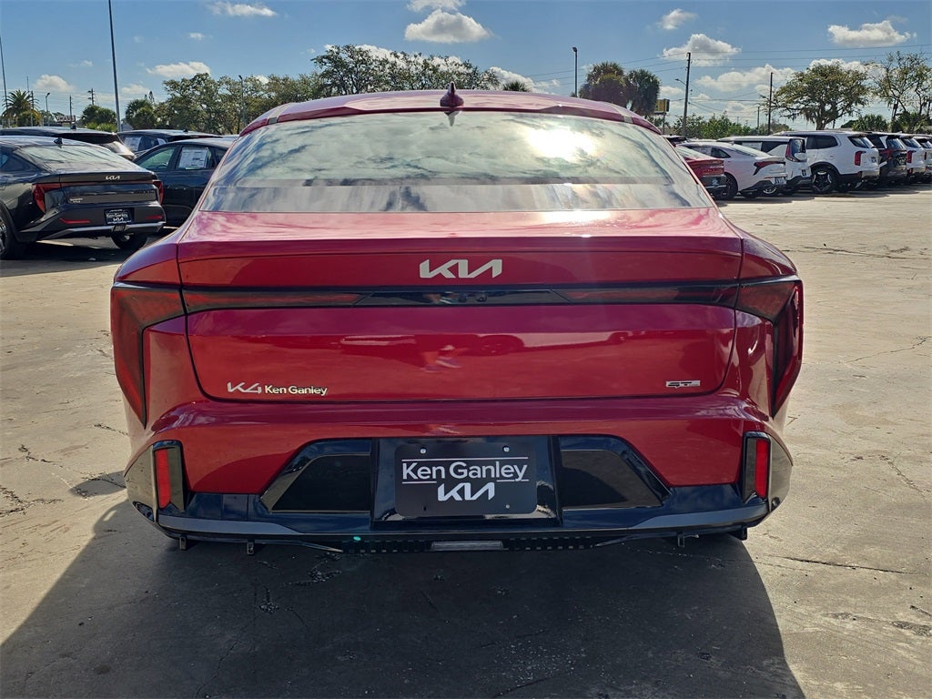 2025 Kia K4 GT-Line