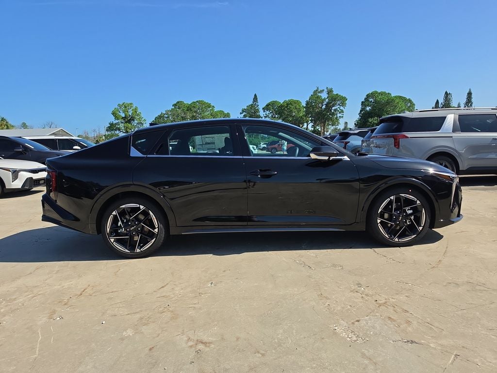 2026 Kia K4 GT-Line
