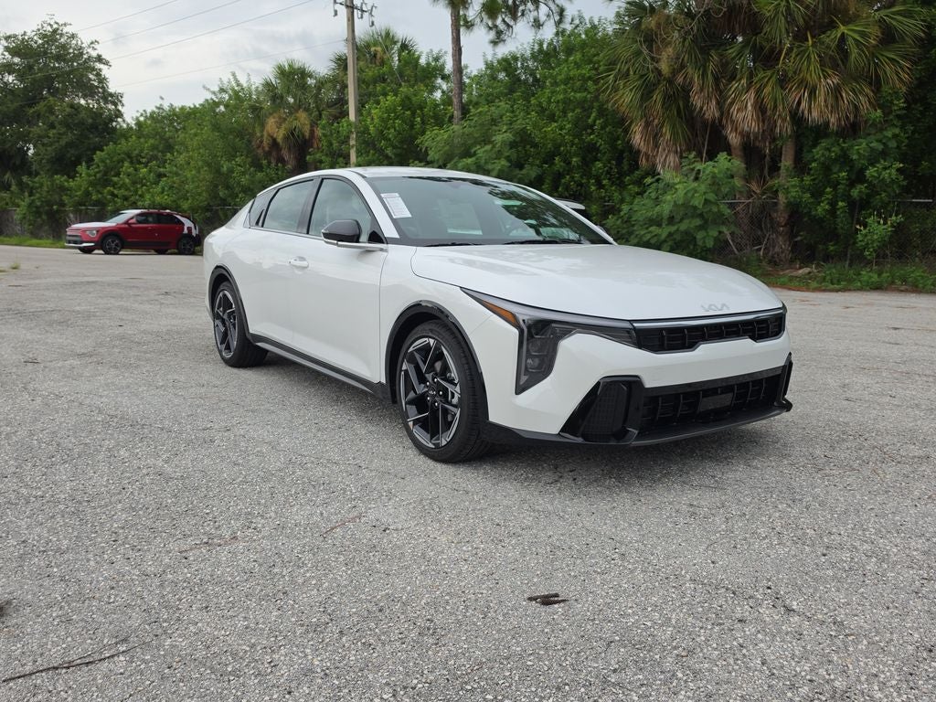2026 Kia K4 GT-Line