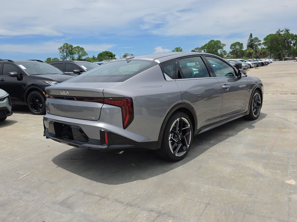 2026 Kia K4 GT-Line