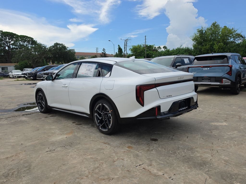 2026 Kia K4 GT-Line