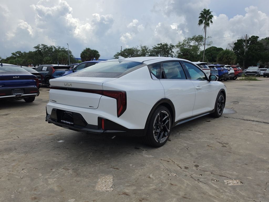 2026 Kia K4 GT-Line