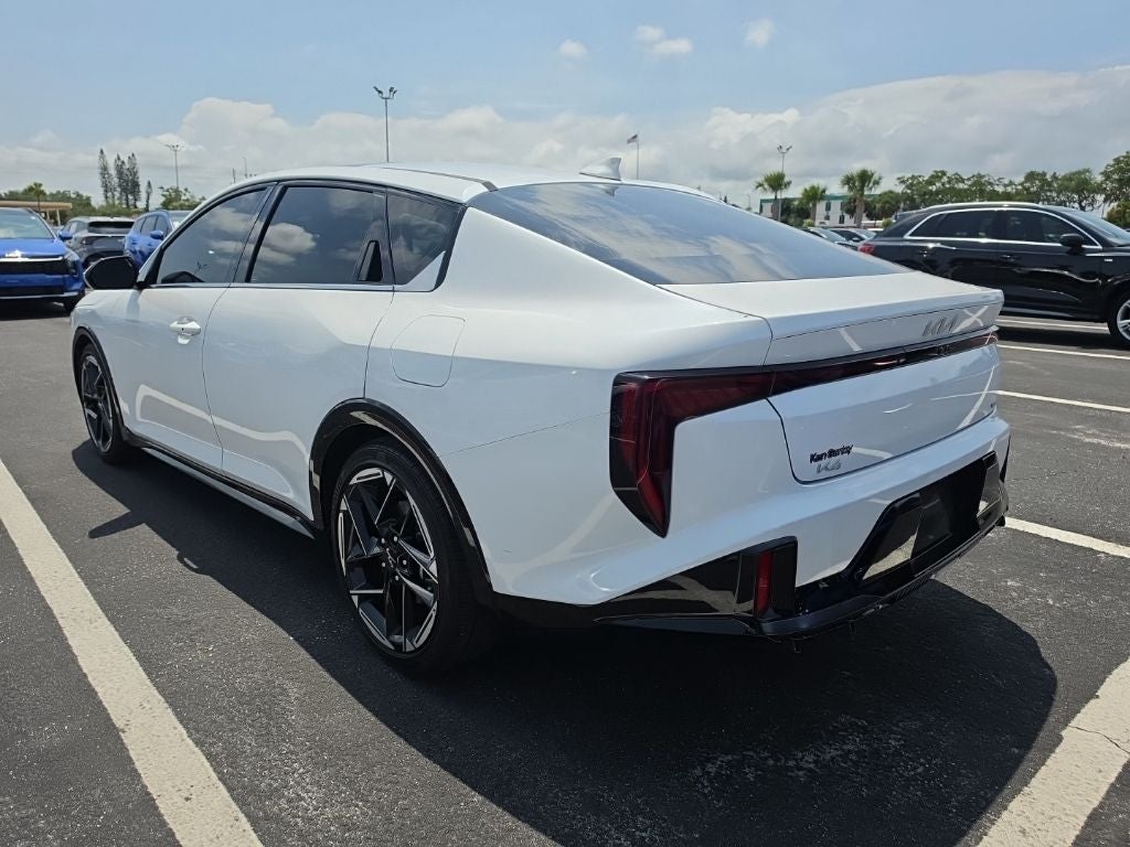 2025 Kia K4 GT-Line