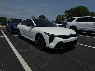 2025 Kia K4 GT-Line