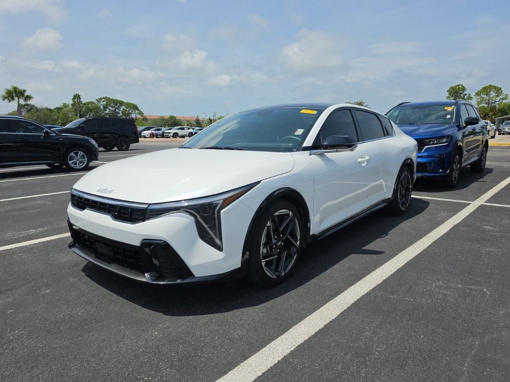 2025 Kia K4 GT-Line
