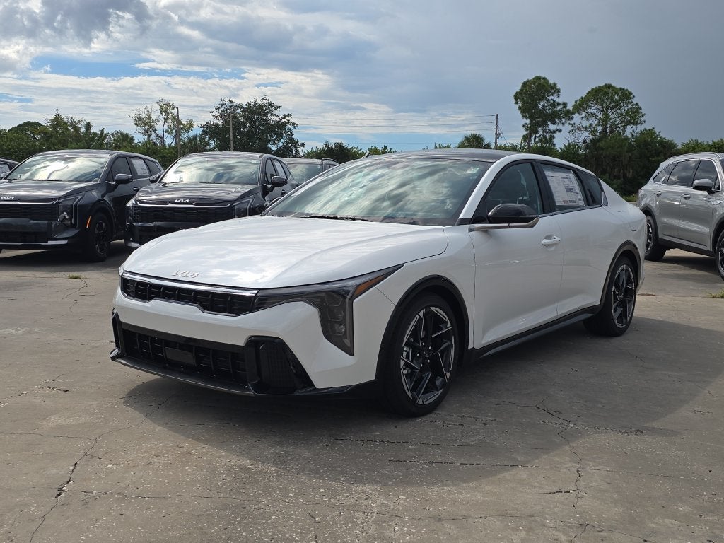 2026 Kia K4 GT-Line