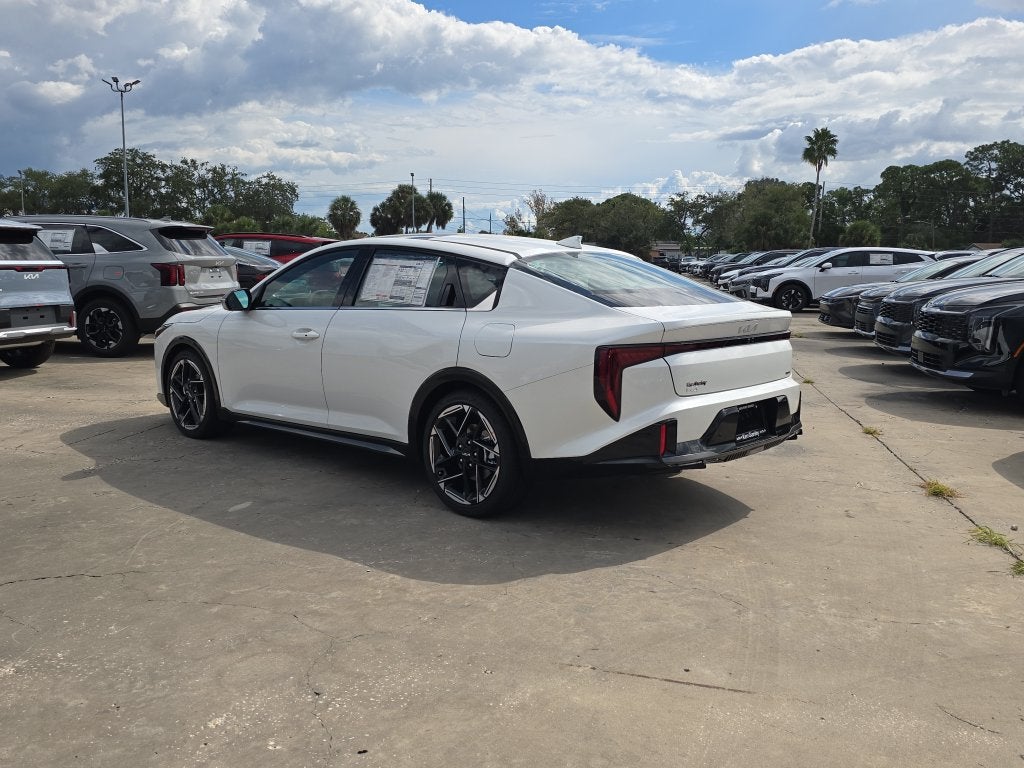 2026 Kia K4 GT-Line