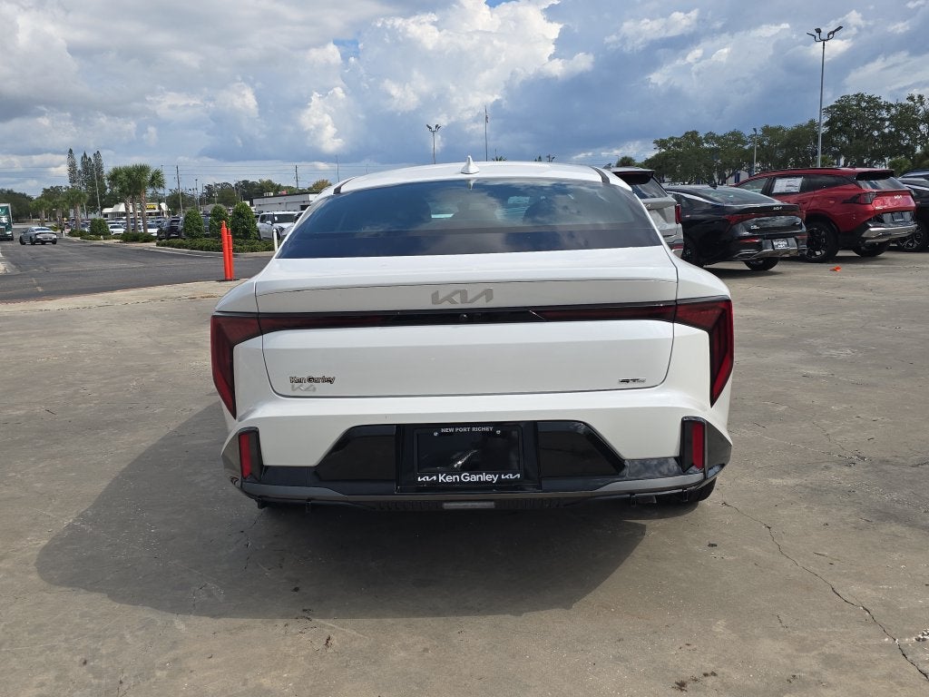 2026 Kia K4 GT-Line
