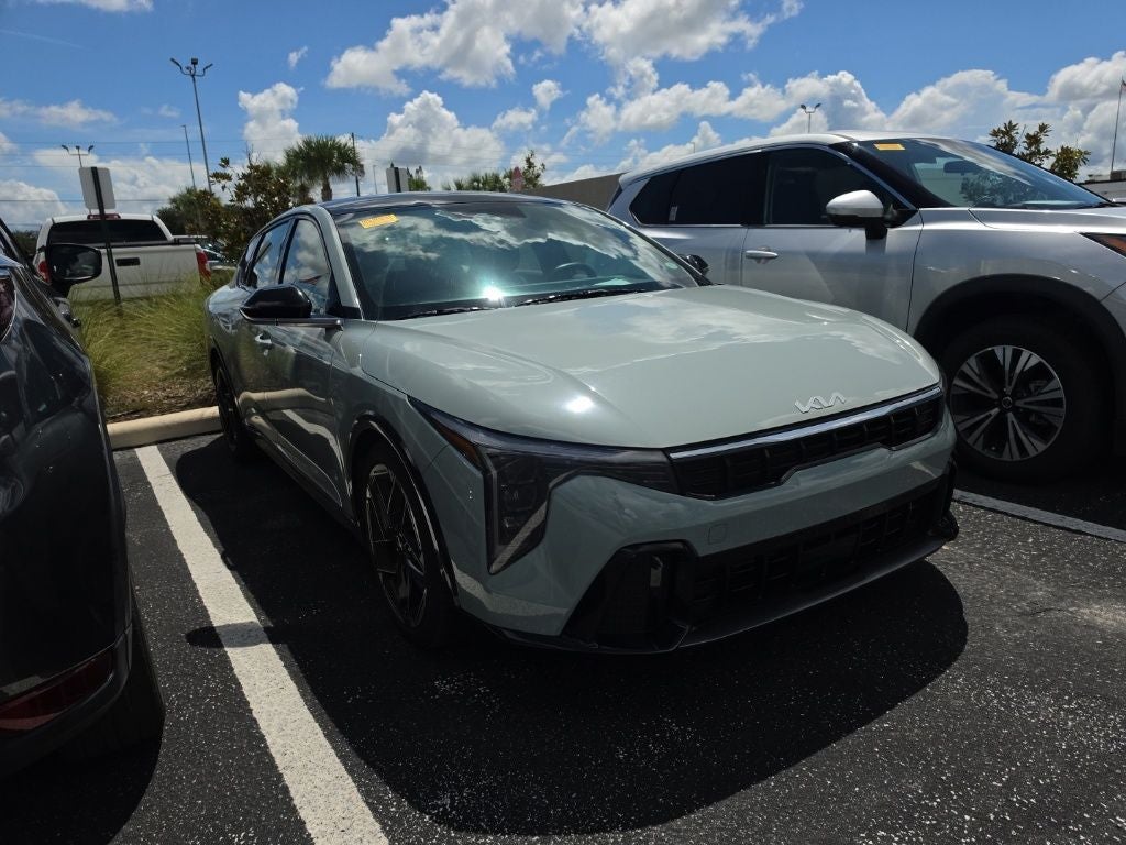 2025 Kia K4 GT-Line