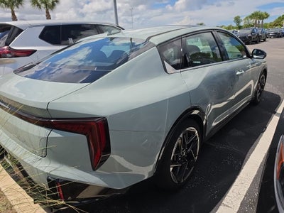 2025 Kia K4 GT-Line