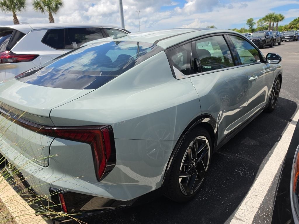 2025 Kia K4 GT-Line
