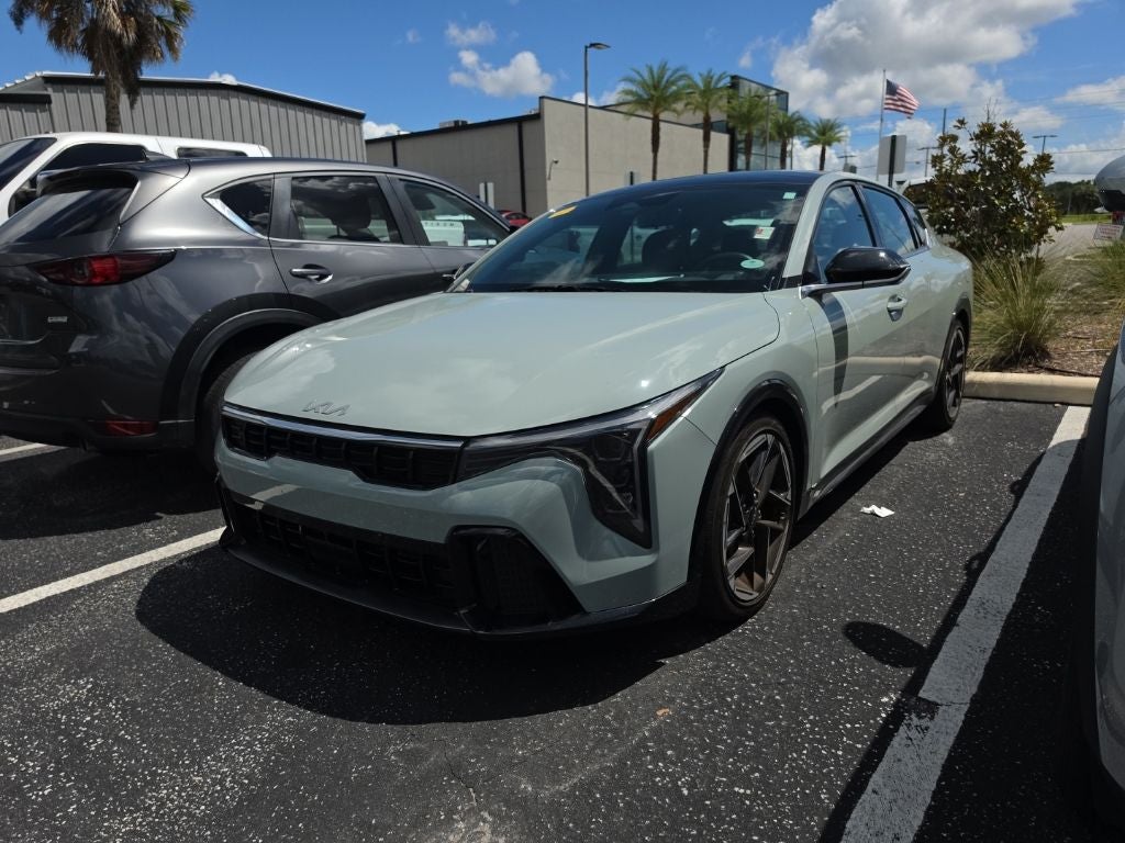 2025 Kia K4 GT-Line