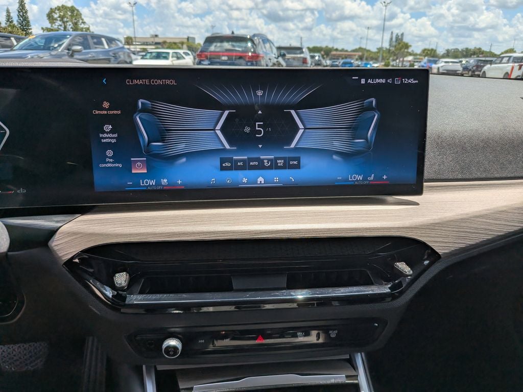 2025 BMW 3 Series 330i
