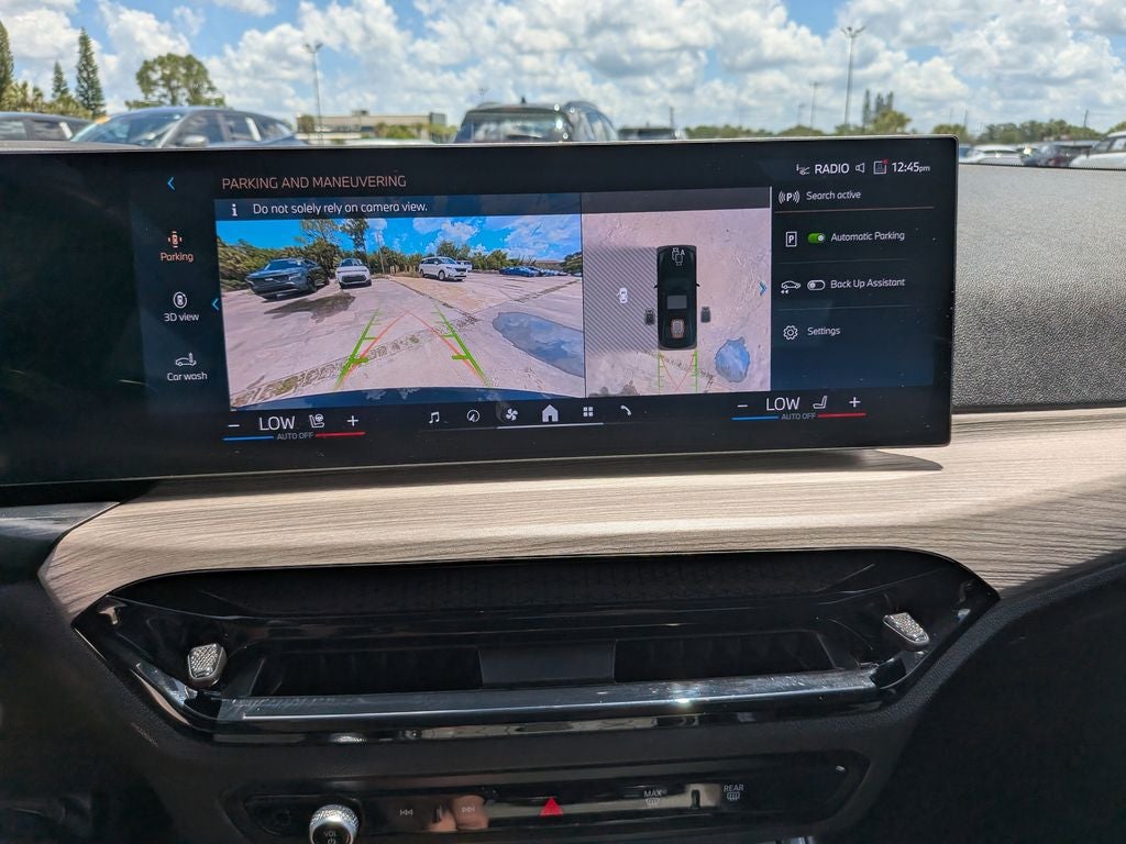 2025 BMW 3 Series 330i